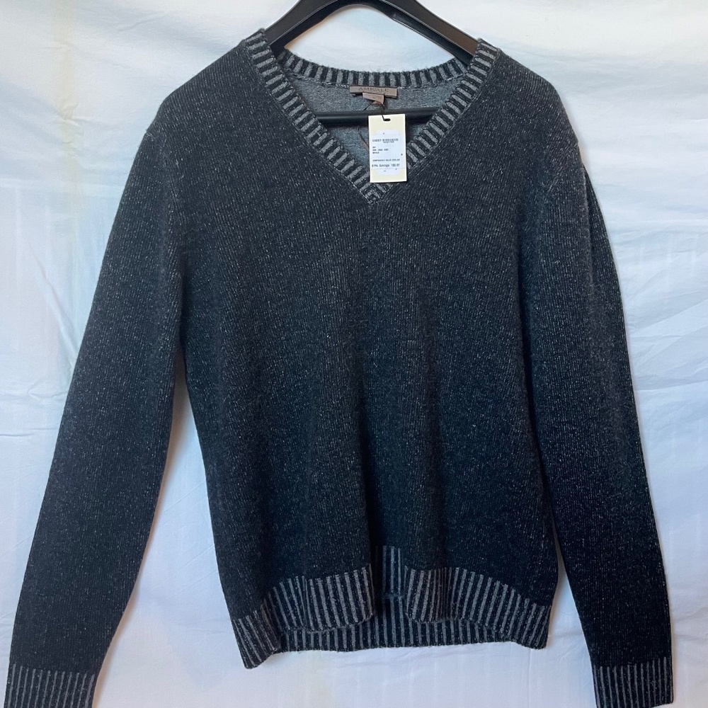 AMICALE cashmere blend plated jersey V-neck pullover- black/gray